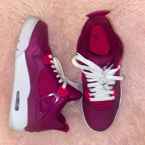 Nike retro Jordan shoes size 6.5 for women pink and purple.